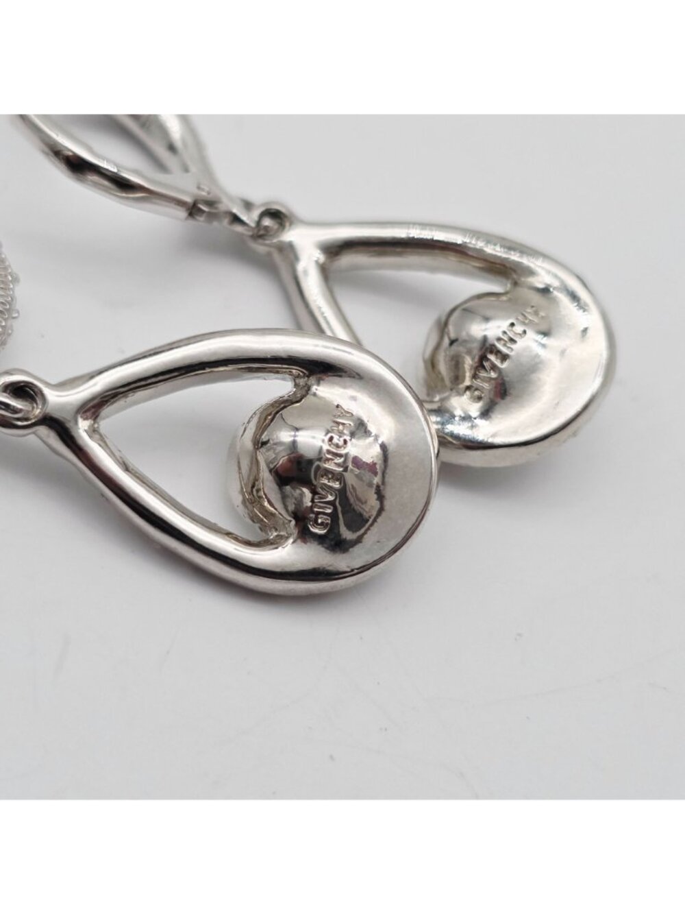 Givenchy Crystal Teardrop Dangle Earrings Silver-Tone Leverback Vintage Jewelry - Picture 5 of 6